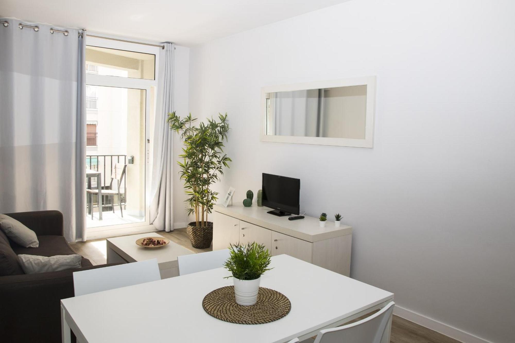 Sant Jordi Apartments Sagrada Familia Барселона Экстерьер фото
